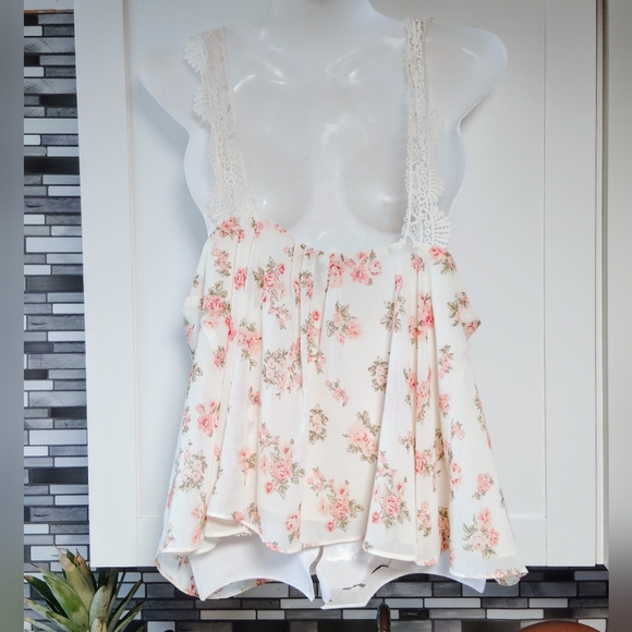 Forever 21 Floral Sleeveless Blouse Sz-M - Picture 3 of 4